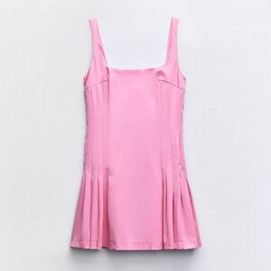 ZARA PINK MINI DRESS STRETCH PLEATE  FLARE SIDES ZIPPER BACK M MEDIUM worn once